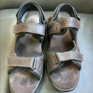 I-Ped - Upper Action Leather Sandals - Brown - Men’s Size 10